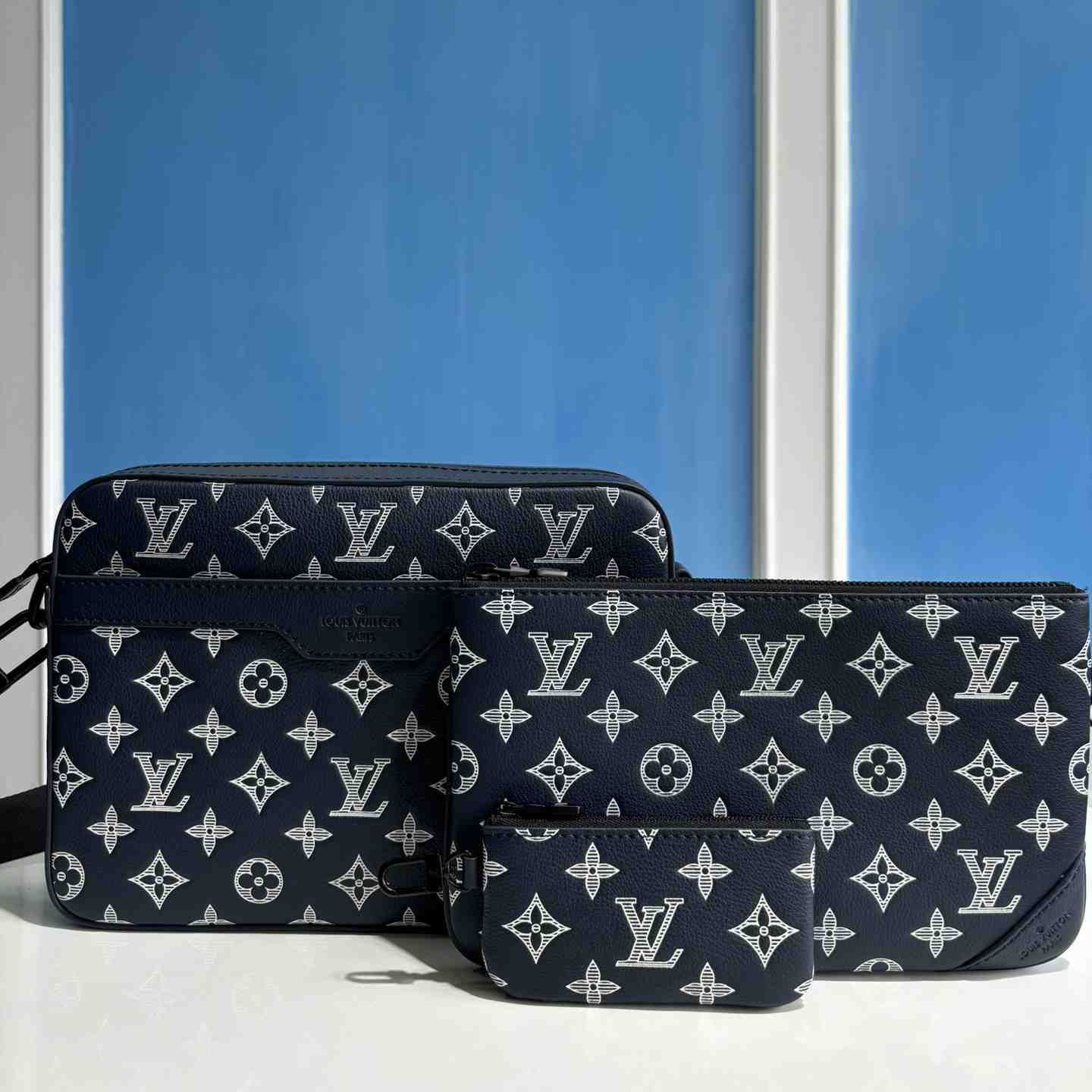 Louis Vuitton Trio Messenger  M24753 - FashionPlug