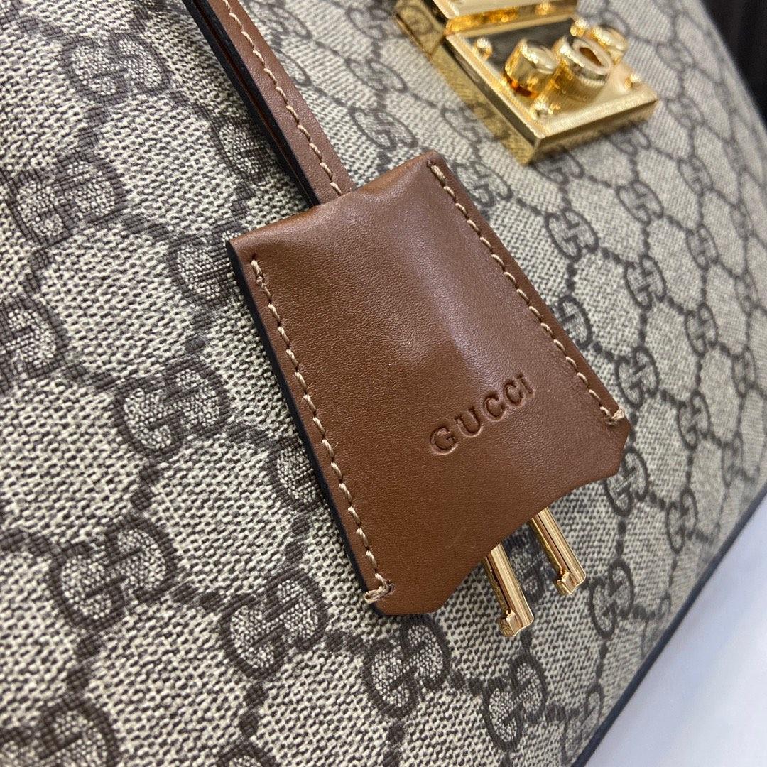 Gucci Padlock GG Medium Shoulder Bag - FashionPlug