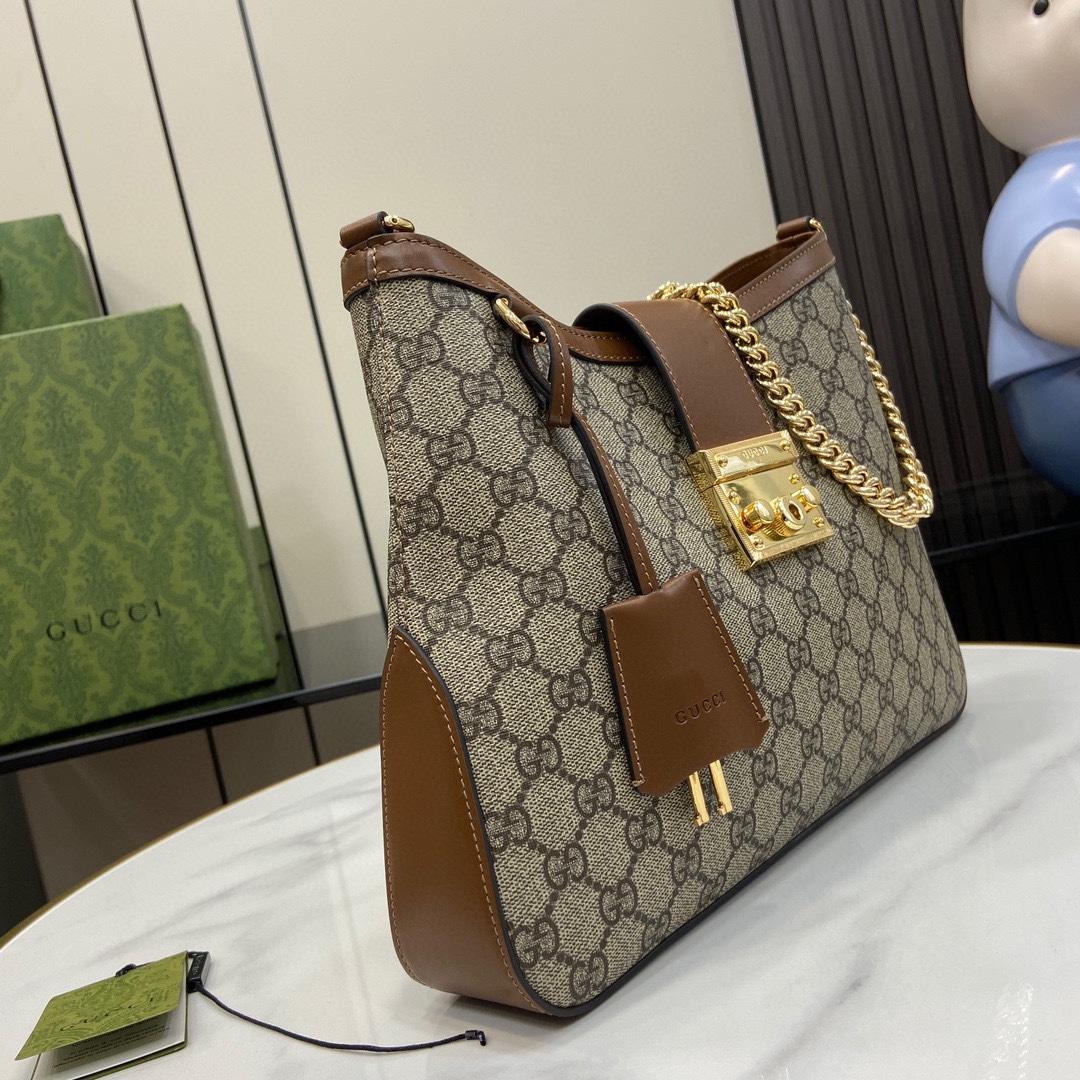 Gucci Padlock GG Medium Shoulder Bag - FashionPlug