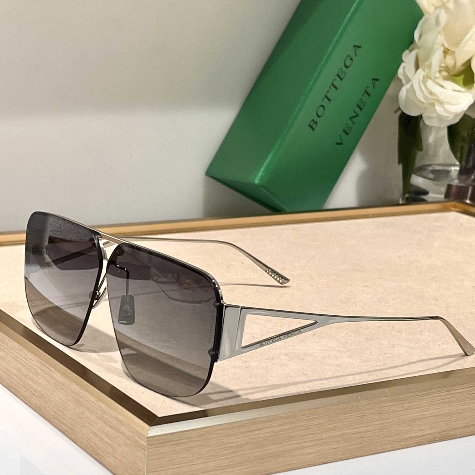 Bottega Veneta BV1065  Sunglasses    - FashionPlug