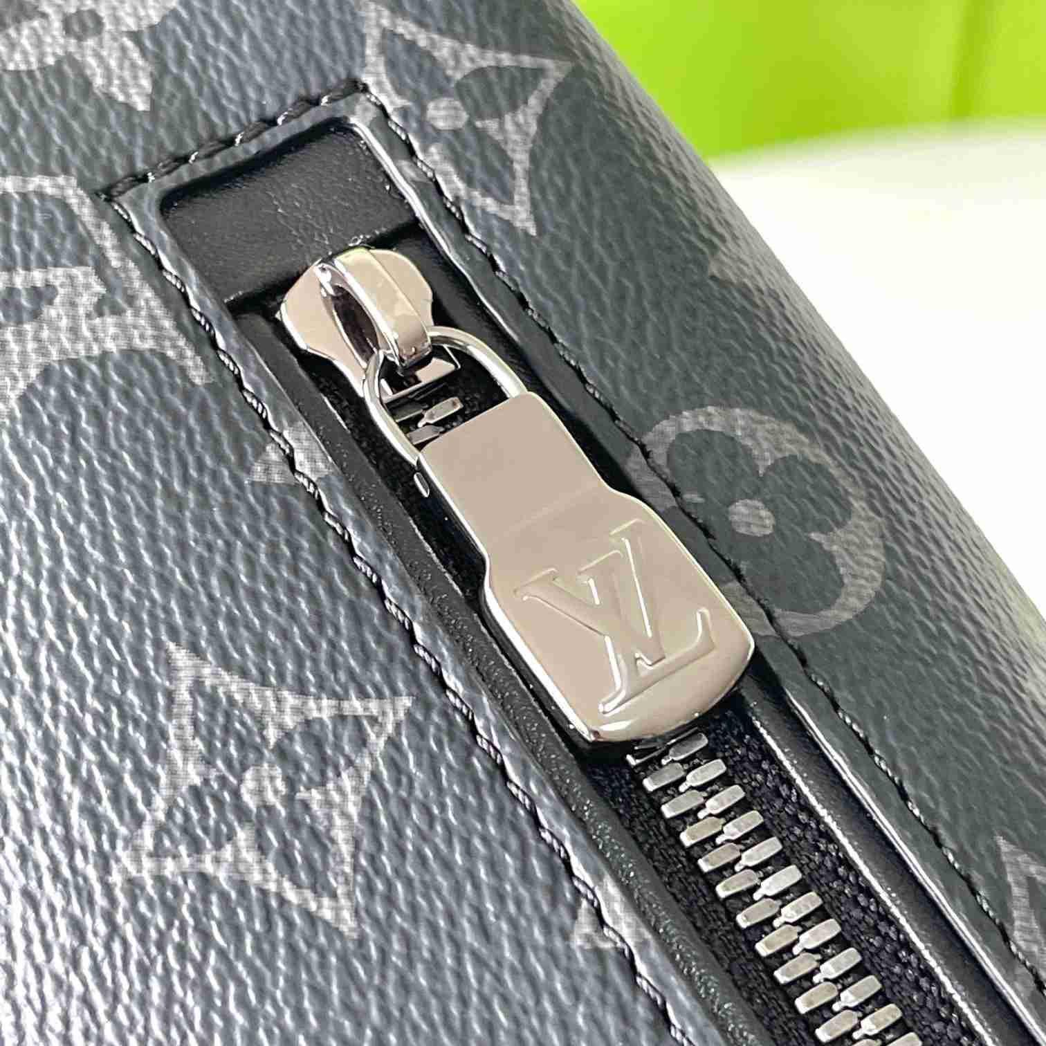 Louis Vuitton Discovery Bumbag PM    M46035 - FashionPlug