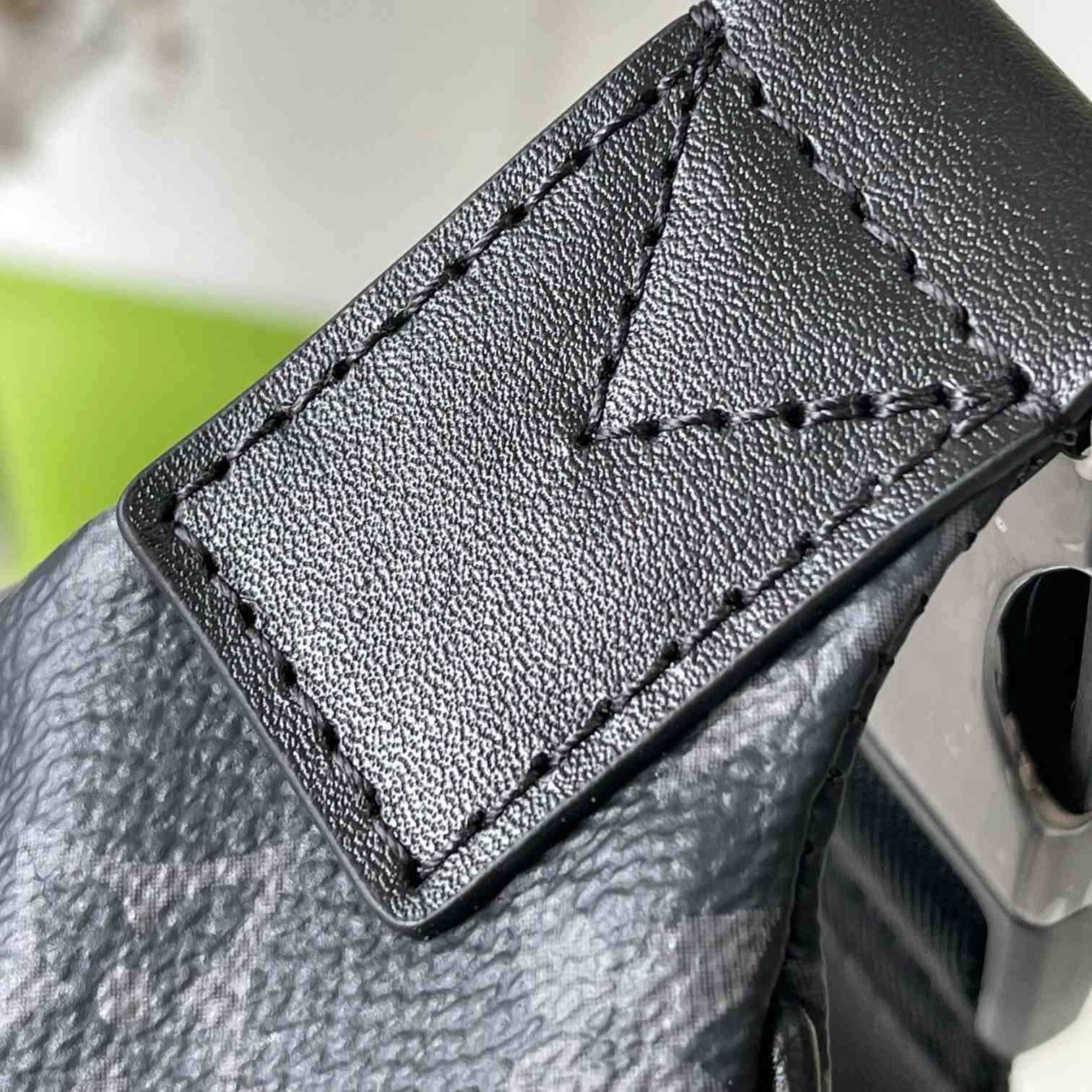 Louis Vuitton Discovery Bumbag PM    M46035 - FashionPlug