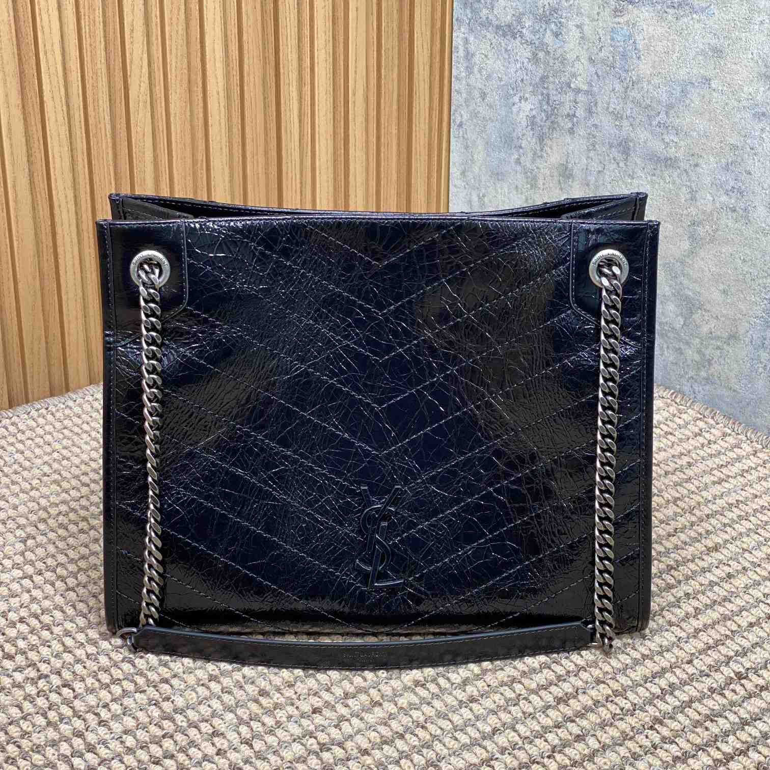 Saint Laurent NiKi Shopping In Vintage Leather - FashionPlug