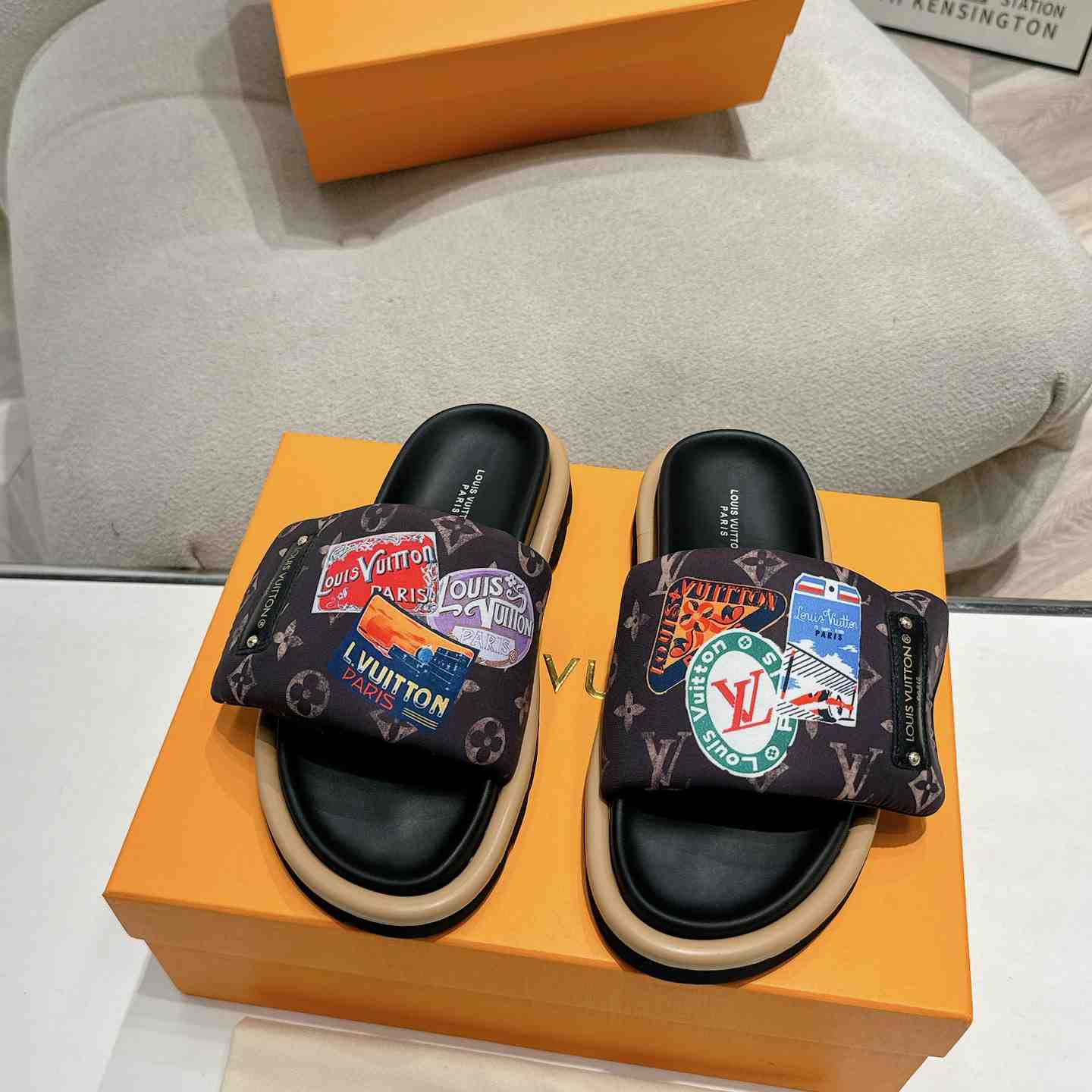 Louis Vuitton Pool Pillow Comfort Mule    1ACTDU - FashionPlug