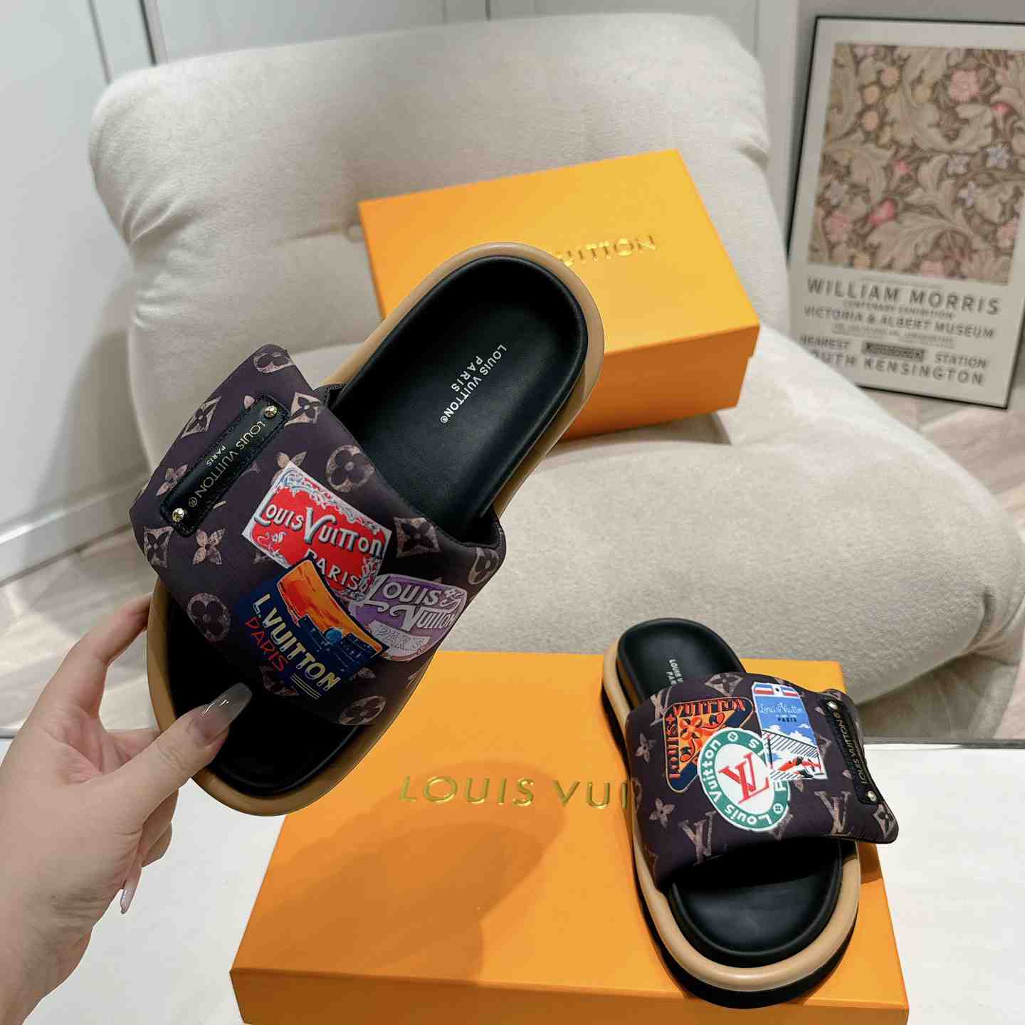 Louis Vuitton Pool Pillow Comfort Mule    1ACTDU - FashionPlug