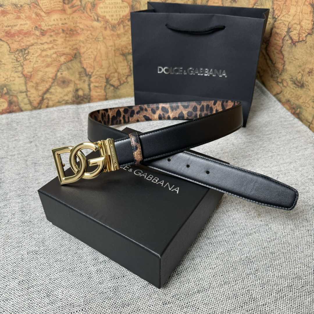 Dolce & Gabbana KiM Dolce & Gabbana Leopard-print Glossy Calfskin Belt With DG Logo - FashionPlug