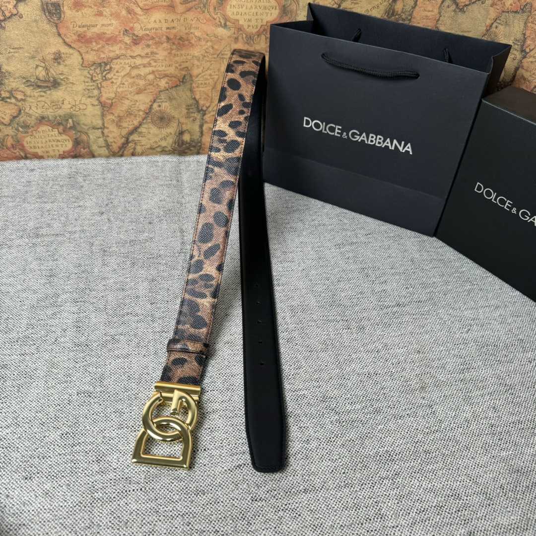 Dolce & Gabbana KiM Dolce & Gabbana Leopard-print Glossy Calfskin Belt With DG Logo - FashionPlug