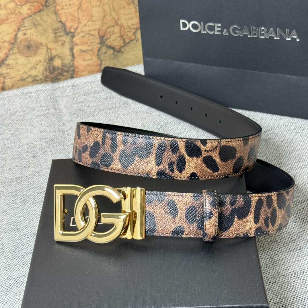 Dolce & Gabbana KiM Dolce & Gabbana Leopard-print Glossy Calfskin Belt With DG Logo - FashionPlug