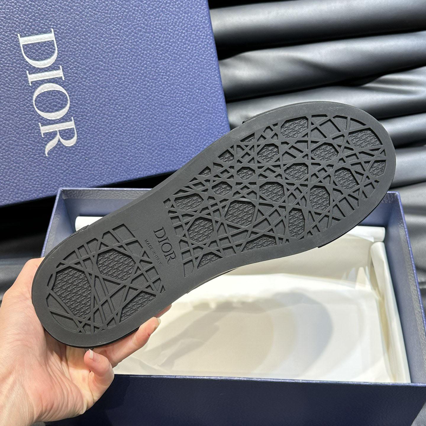 Dior B33 Sneaker  - FashionPlug
