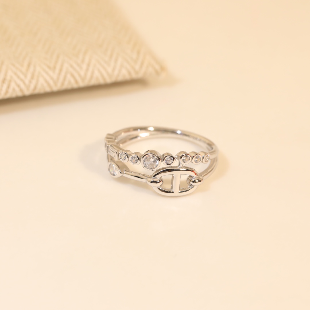 Hermes Chaine d'ancre Chaos Fancy Ring - FashionPlug