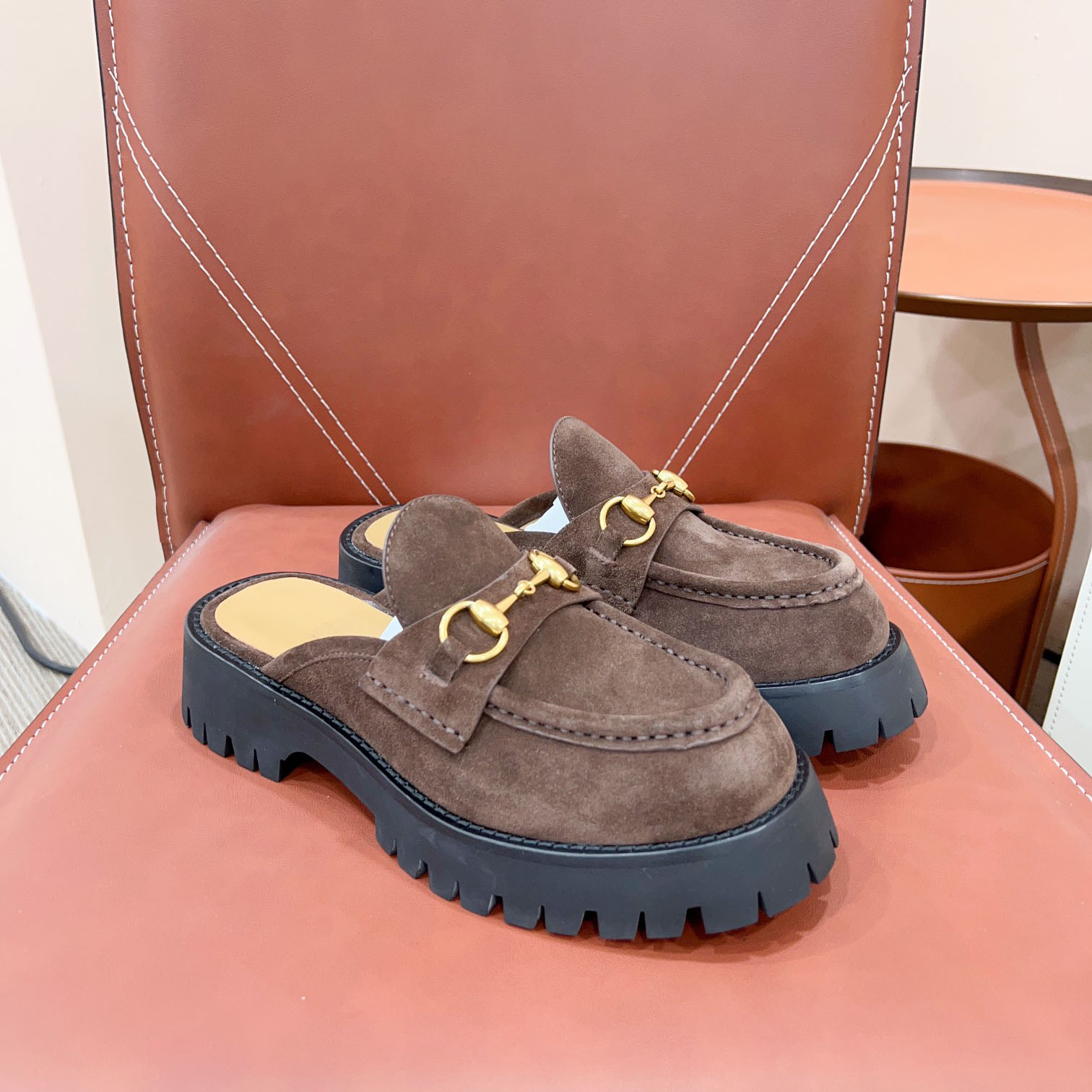 Gucci Women's Mule With Horsebit - FashionPlug