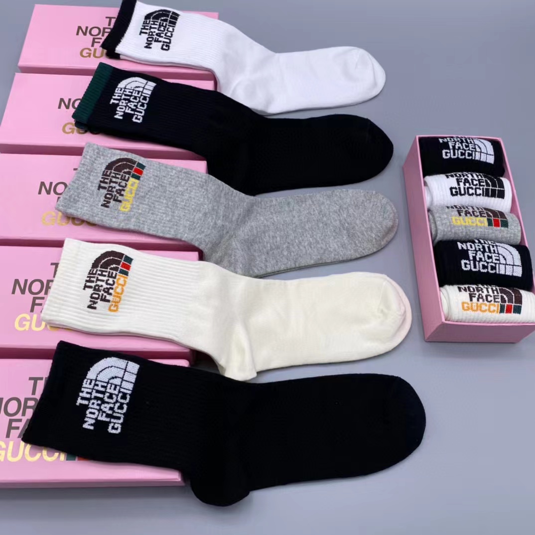 The North Face Socks /Box - FashionPlug