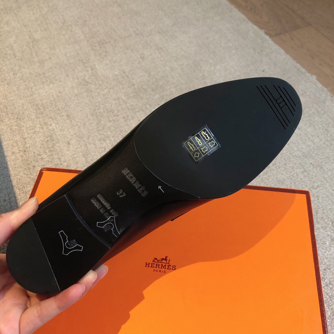 Hermes Royal Loafer - FashionPlug