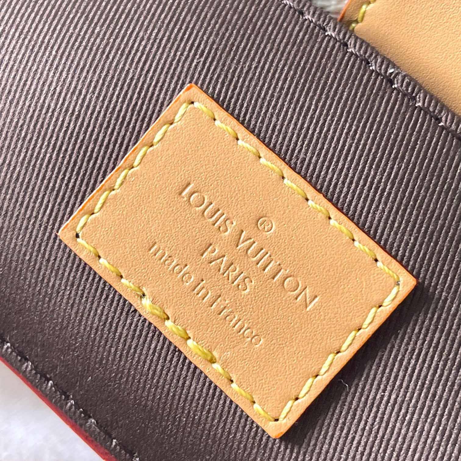Louis Vuitton Envelope Wearable Wallet   M83346 - FashionPlug