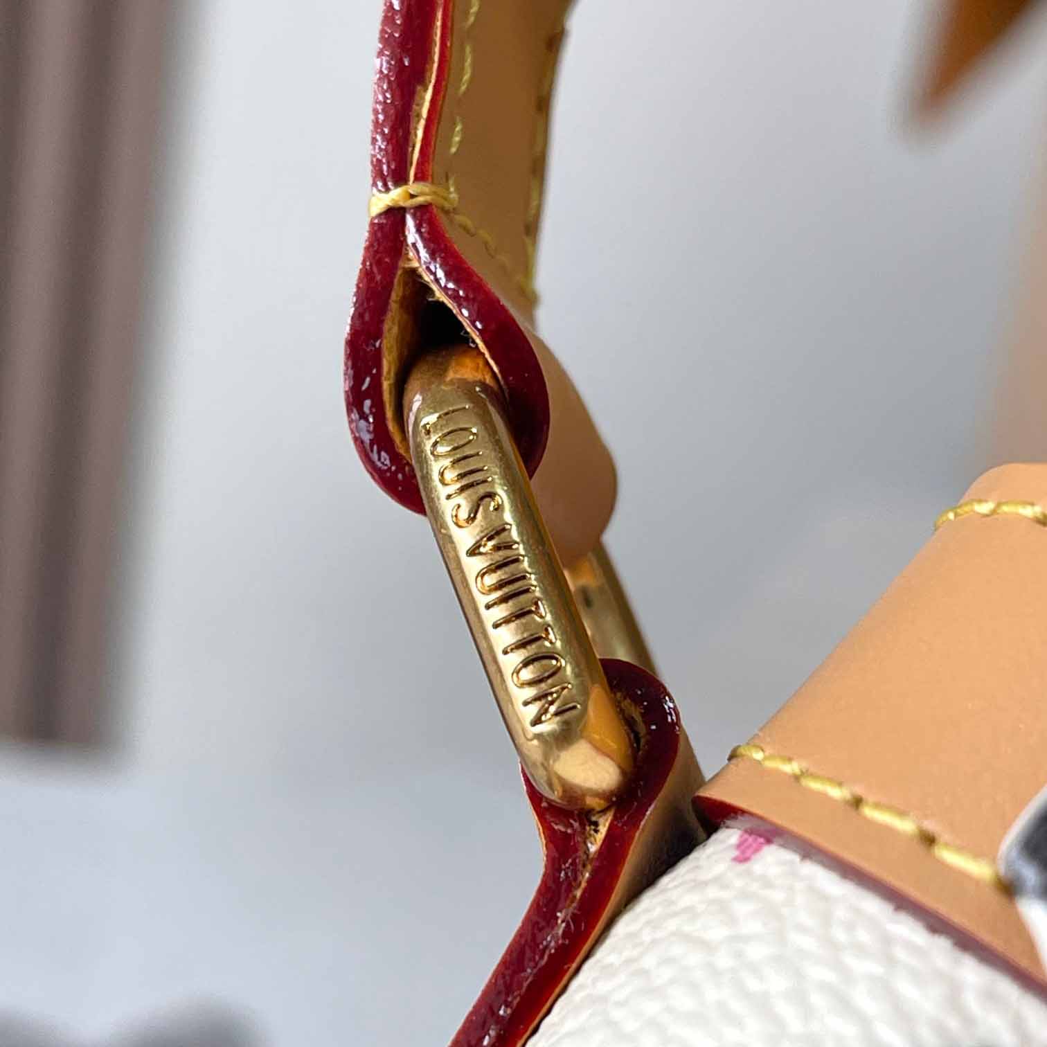 Louis Vuitton Envelope Wearable Wallet   M83346 - FashionPlug