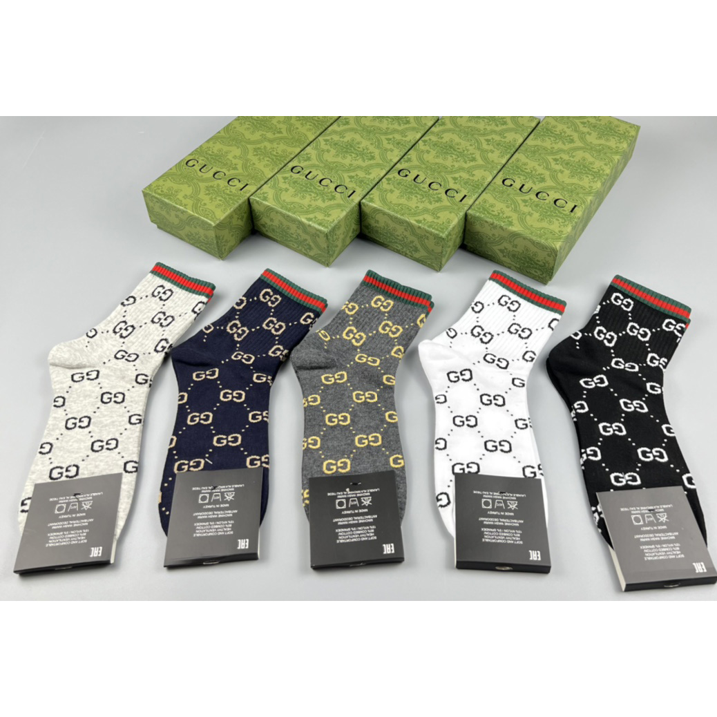 Gucci Socks/Box - FashionPlug
