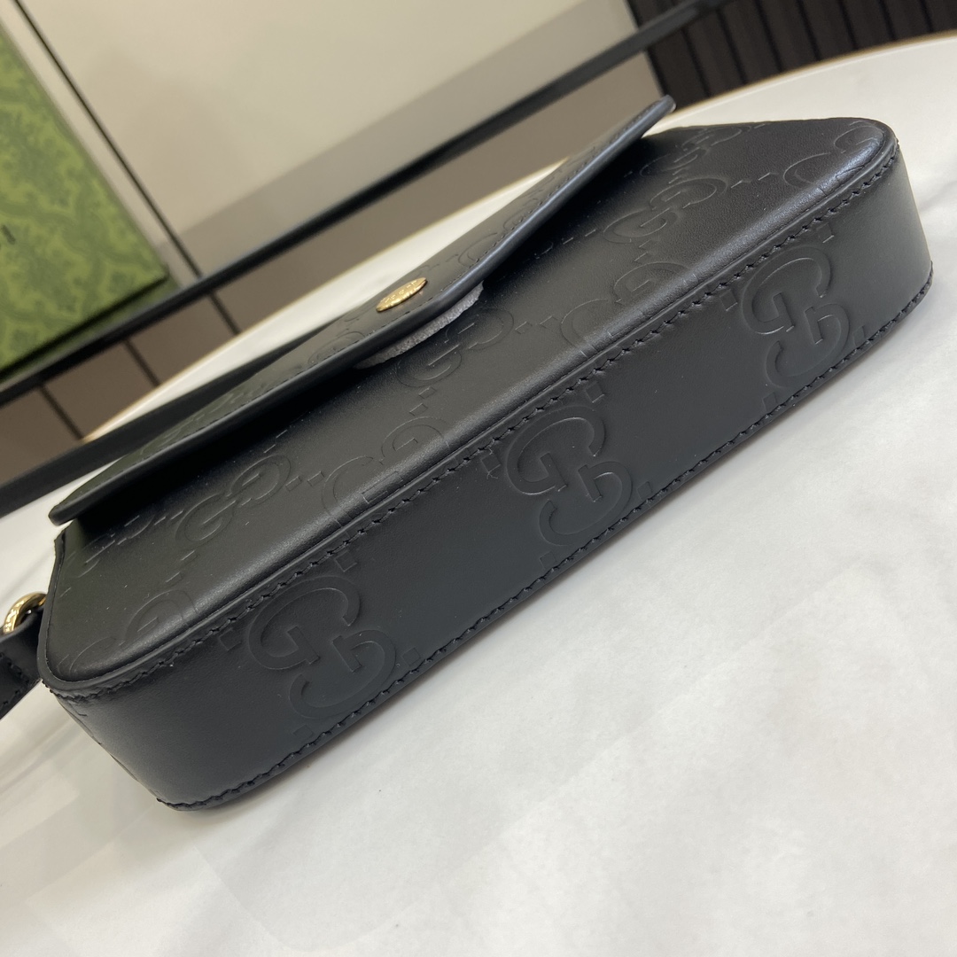Gucci GG Super Mini Shoulder Bag - FashionPlug