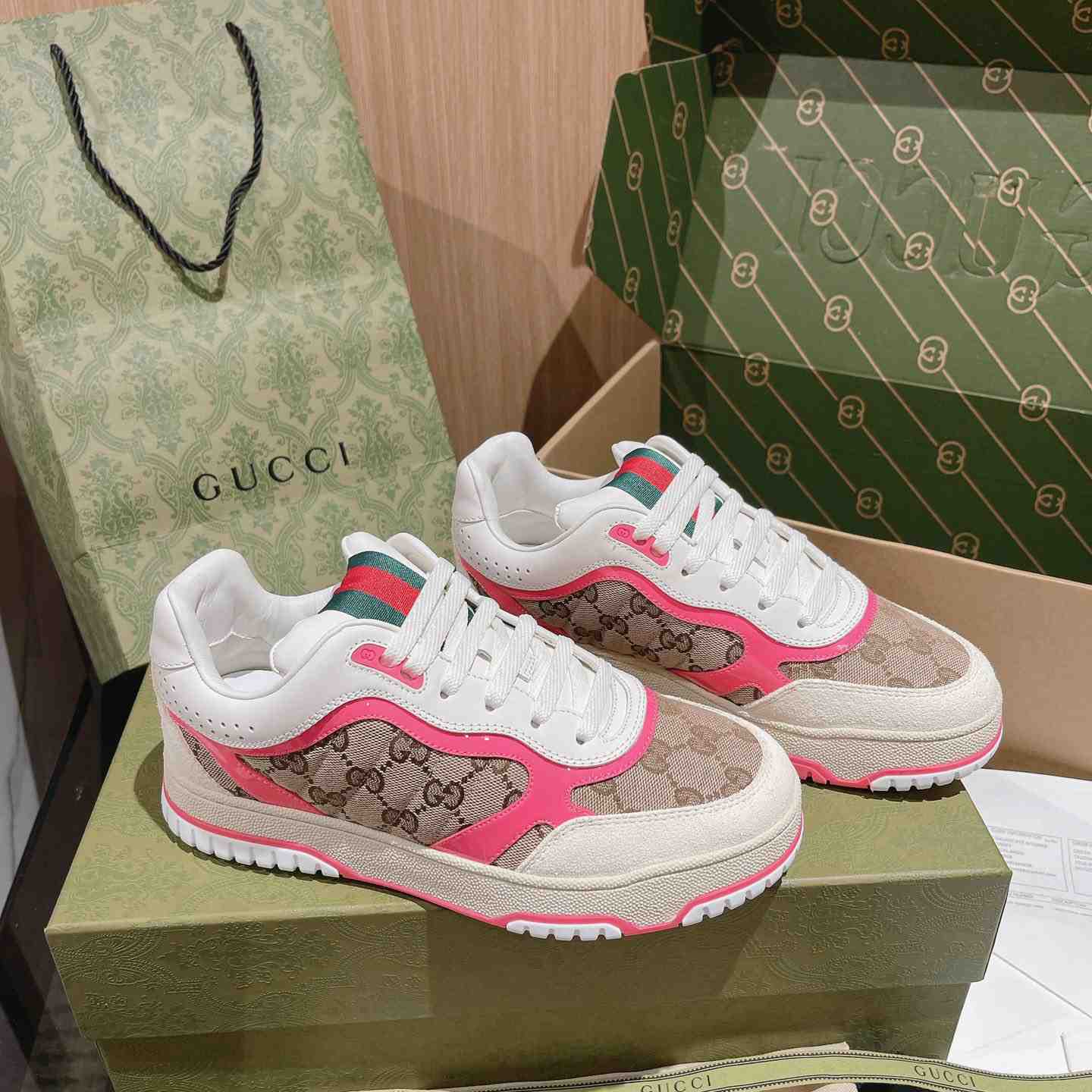 Gucci Re-Web Sneakers - FashionPlug