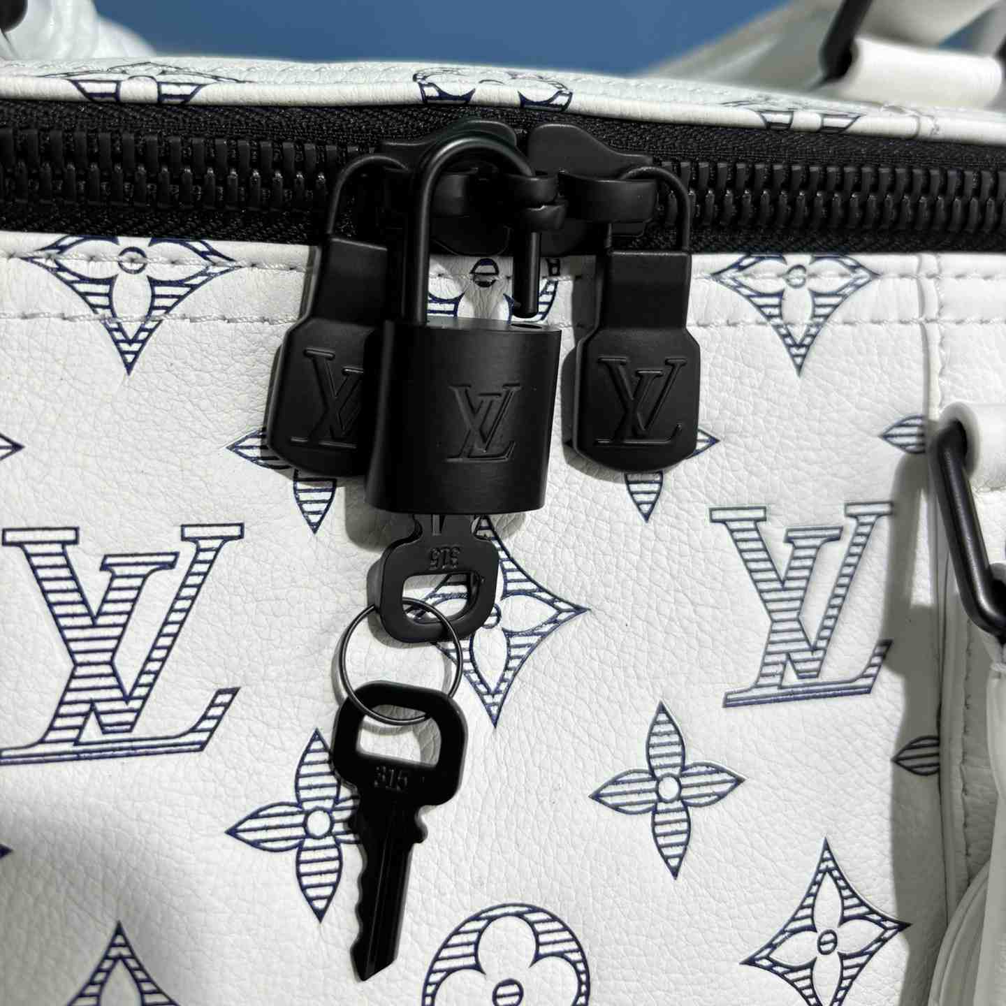 Louis Vuitton Keepall Bandoulière 50   M24954 - FashionPlug