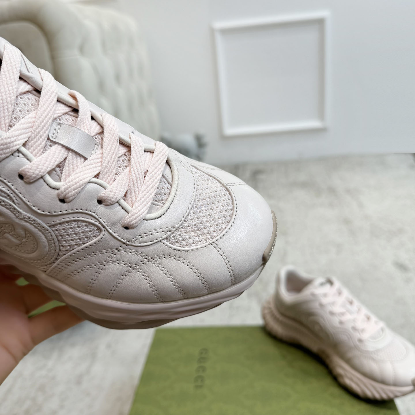 Gucci Ripple Trainer - FashionPlug