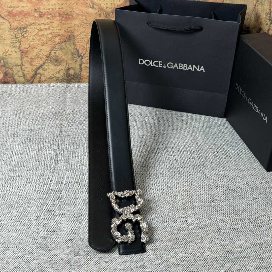Dolce & Gabbana DG Logo-buckle Leather Belt   40mm - FashionPlug