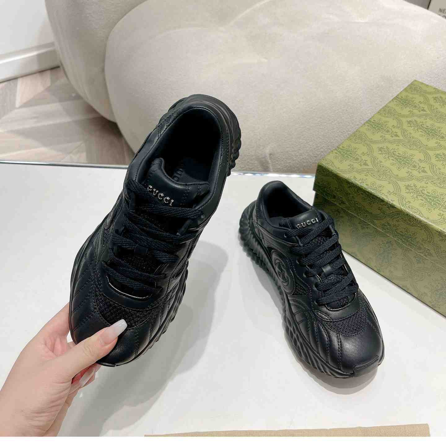 Gucci Ripple Trainer - FashionPlug