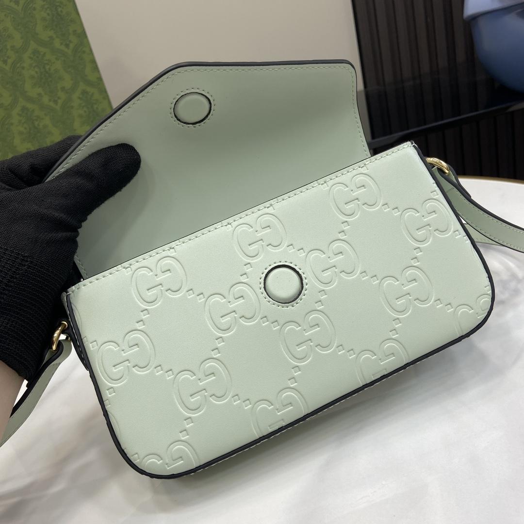 Gucci GG Super Mini Shoulder Bag - FashionPlug