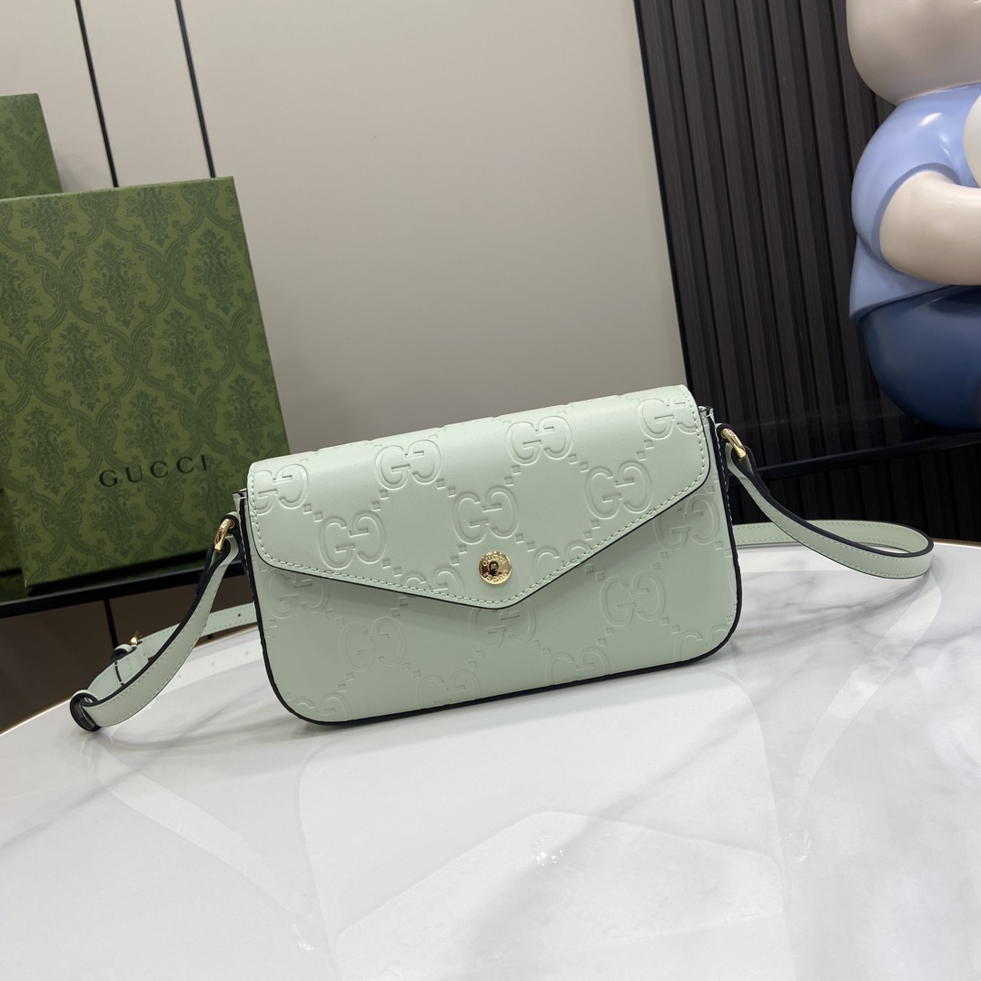 Gucci GG Super Mini Shoulder Bag - FashionPlug