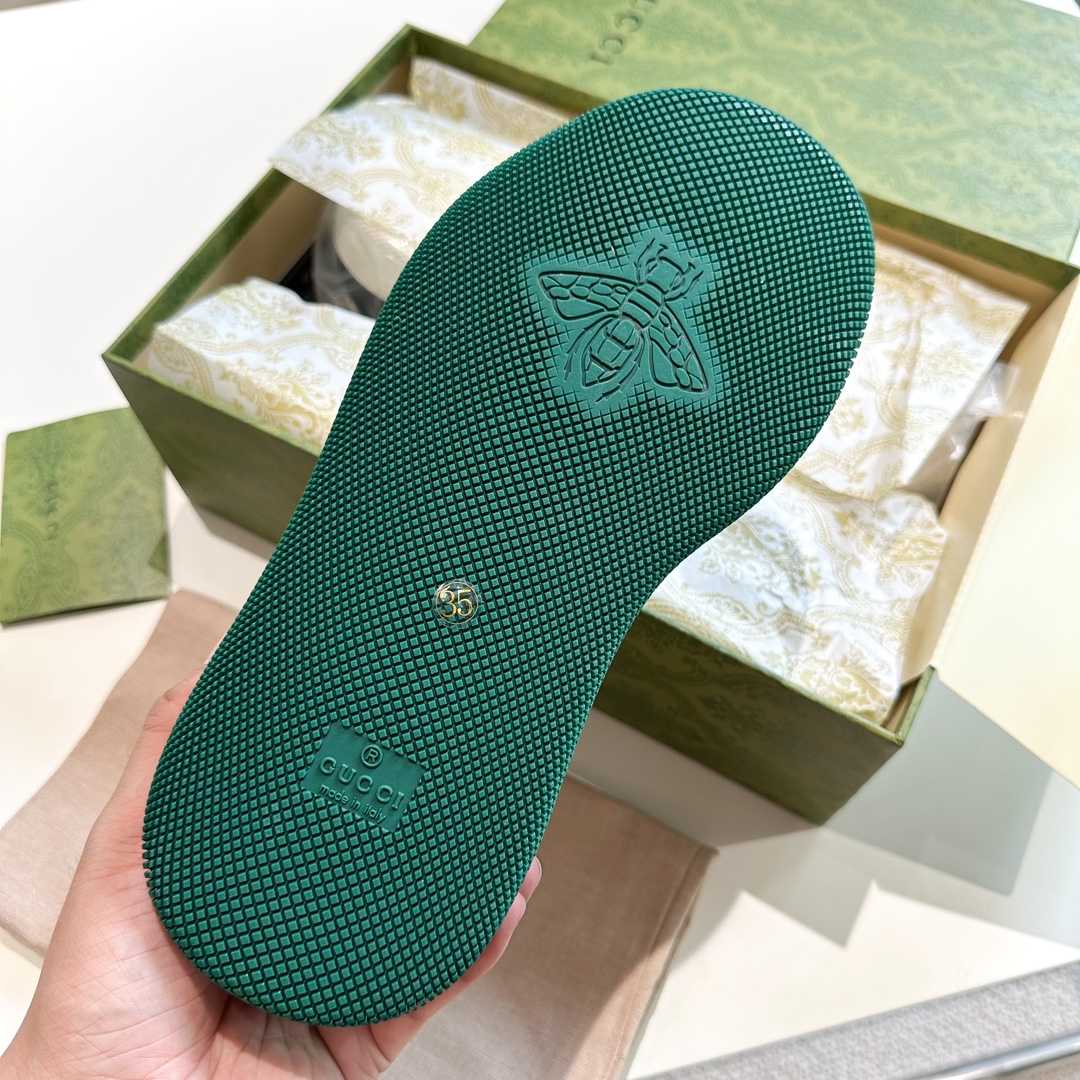 Gucci Screener Trainer With Web - FashionPlug