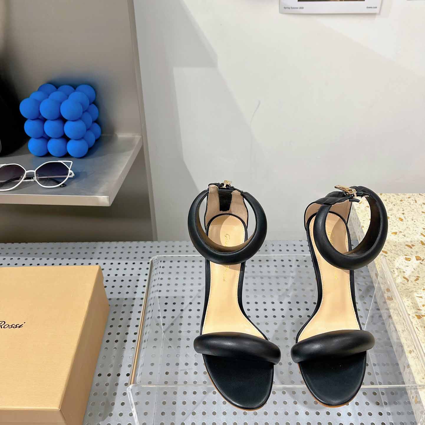 Gianvito Rossi Leather Bijoux Sandals - FashionPlug