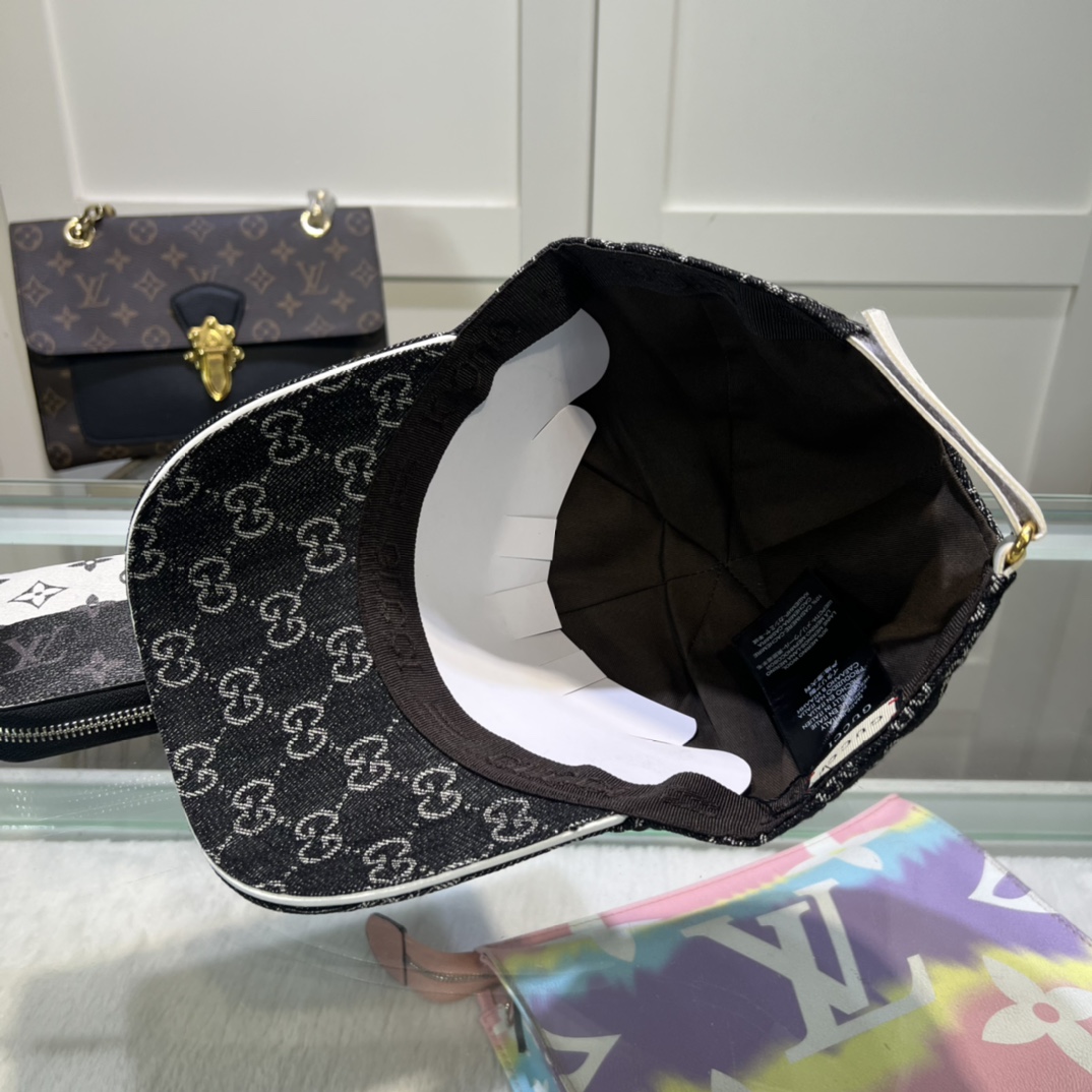 Gucci Baseball Cap - FashionPlug