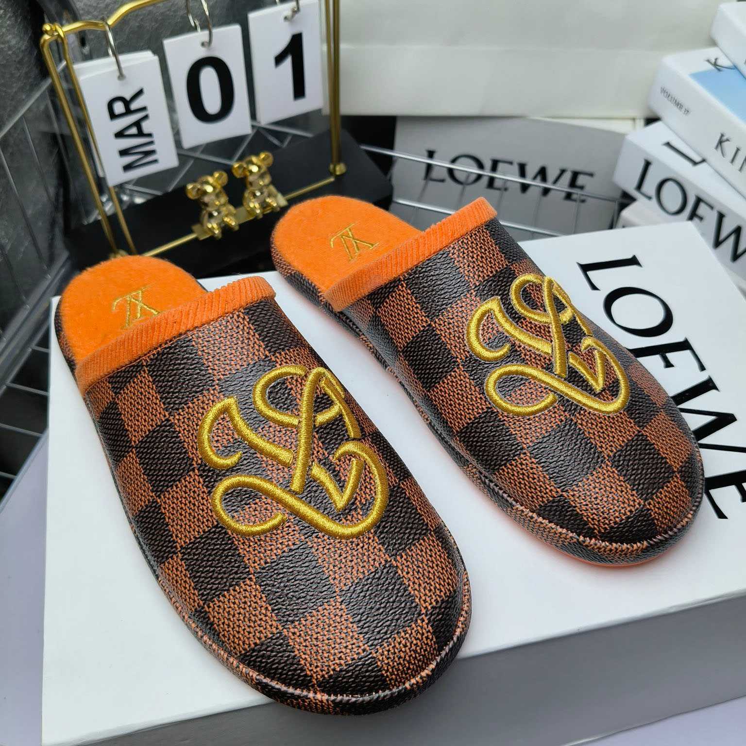 Louis Vuitton LV Palace Slipper   1ACNJB - FashionPlug