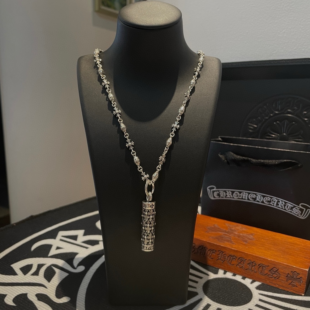 Chrome Heart Necklace   - FashionPlug