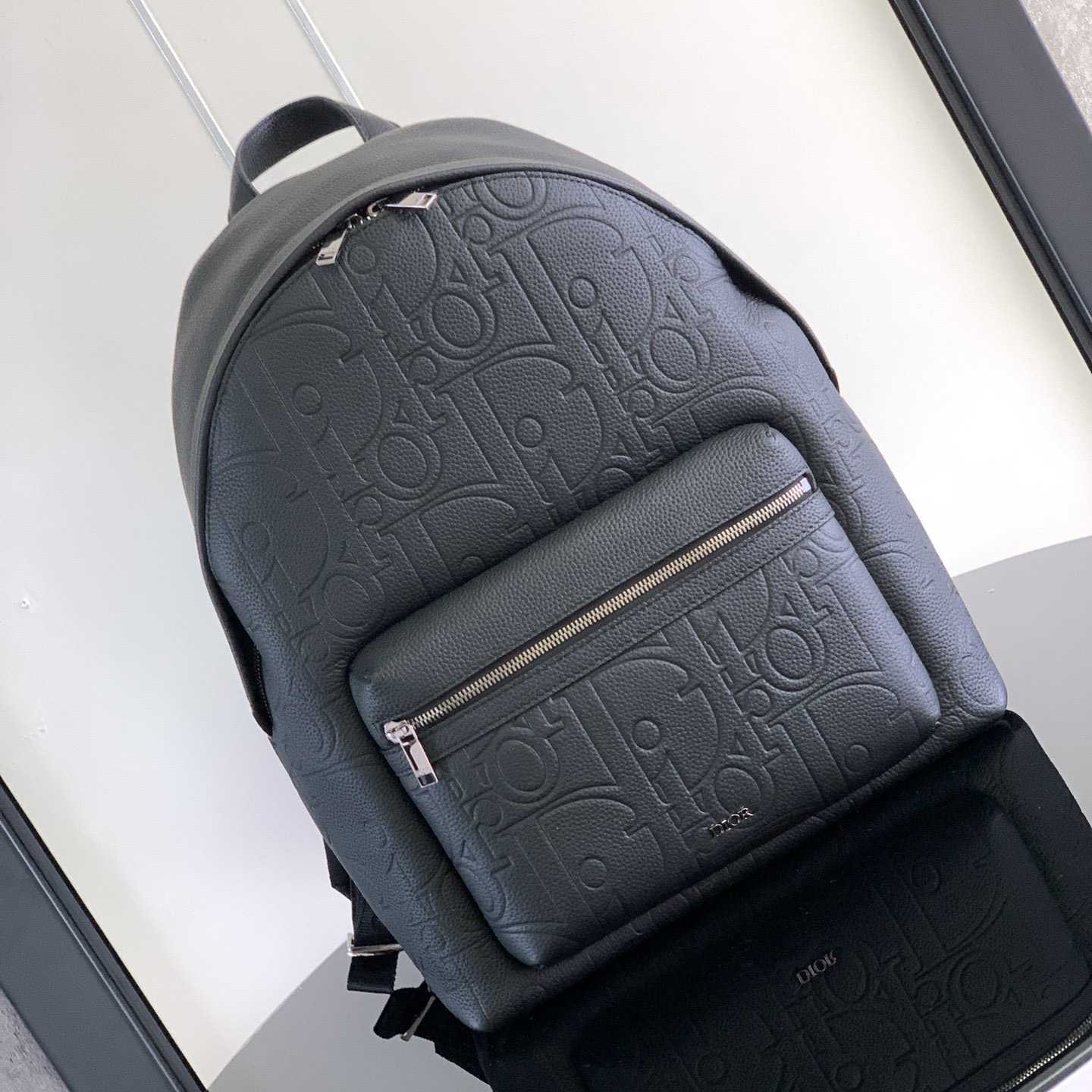 Dior Rider 2.0 Backpack - FashionPlug