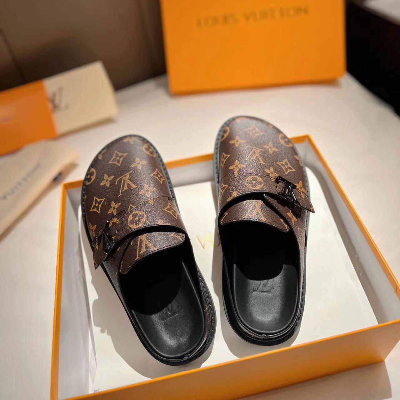Louis Vuitton LV Easy Mule    1A8WIB - FashionPlug