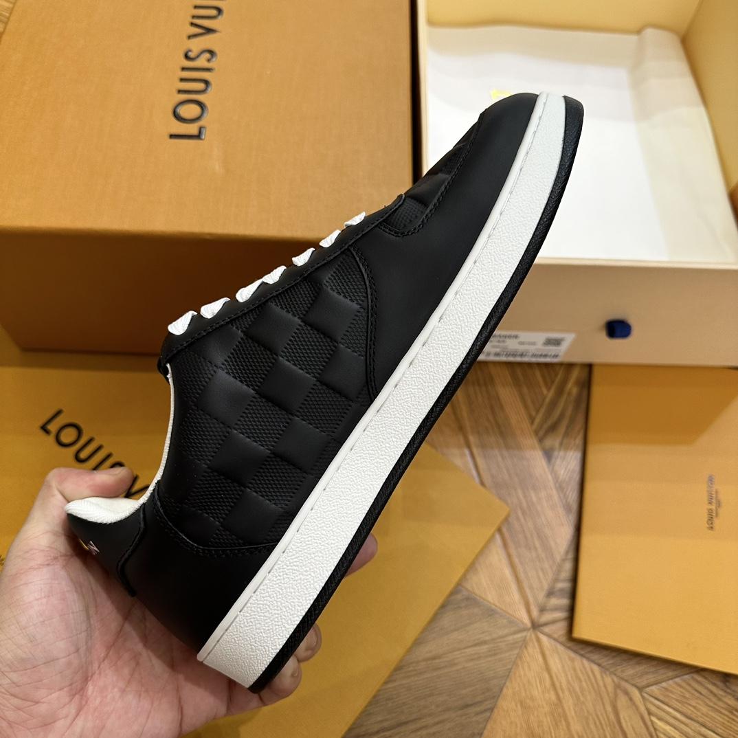 Louis Vuitton Rivoli Sneaker  1ACVIB - FashionPlug