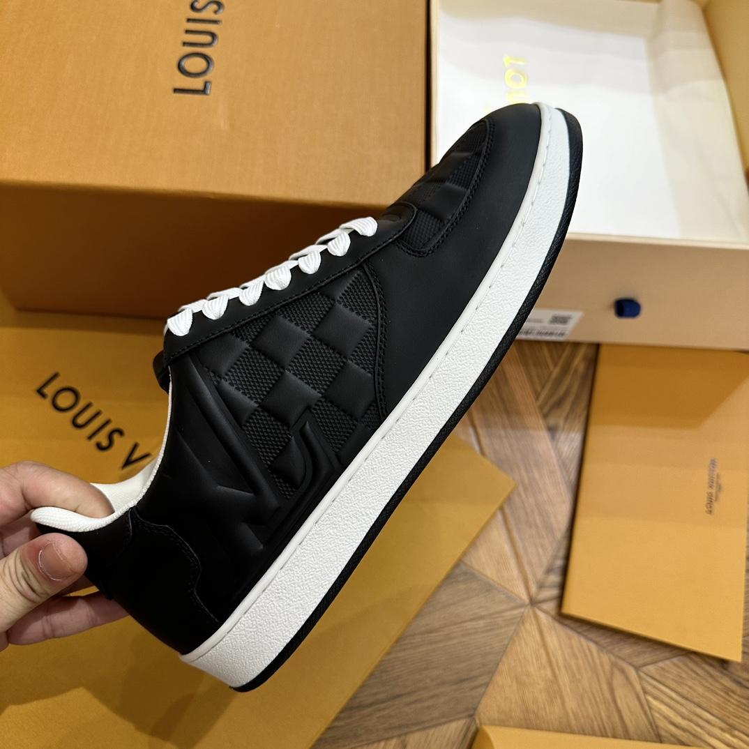 Louis Vuitton Rivoli Sneaker  1ACVIB - FashionPlug