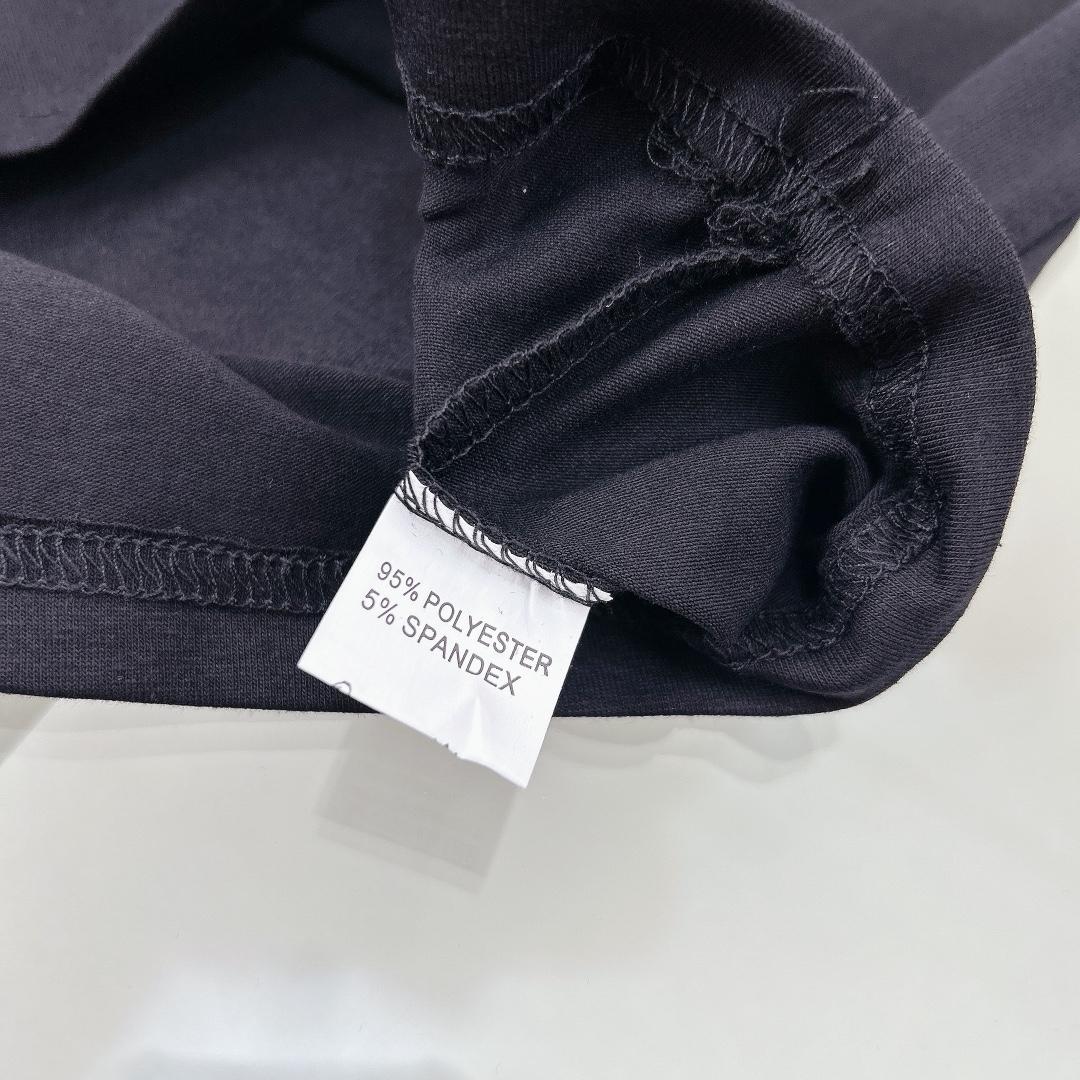Burberry Kid's Tee & Skirt - FashionPlug