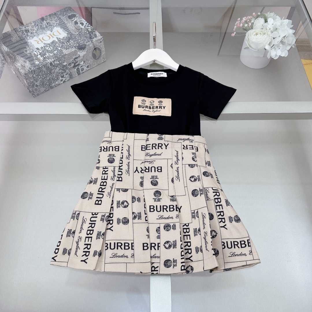 Burberry Kid's Tee & Skirt - FashionPlug