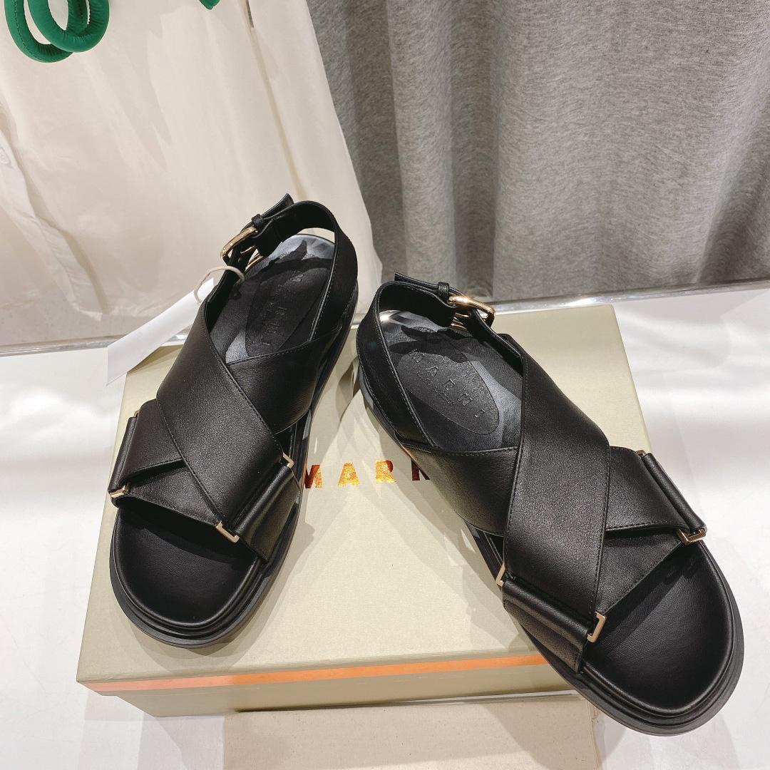 Marni Black Leather Fussbett - FashionPlug