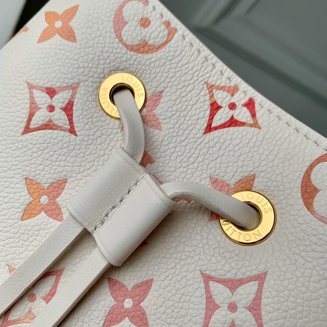 Louis Vuitton Néonoé BB   M24649 - FashionPlug