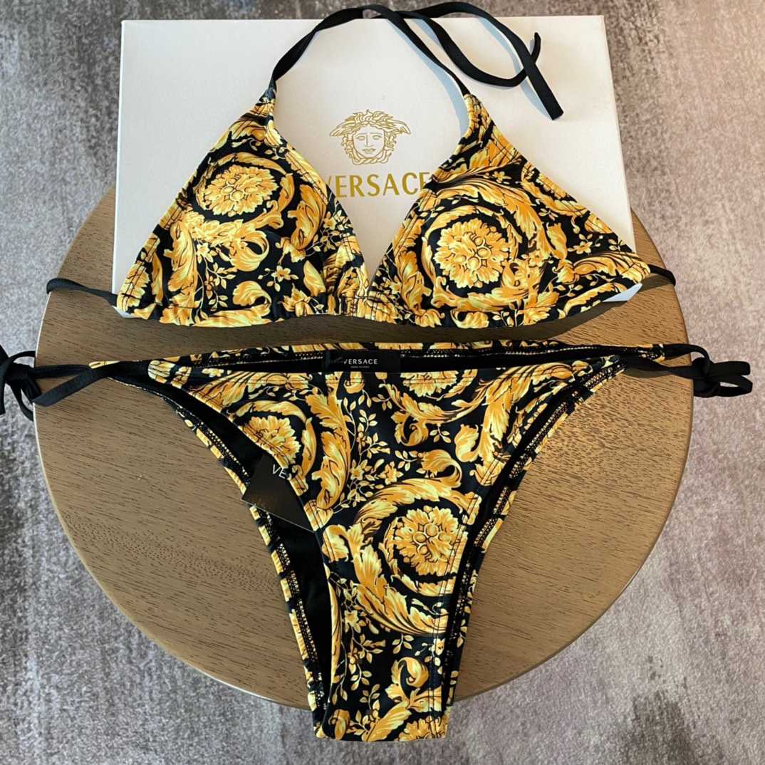 Versace Baroque-print Triangle Bikini  - FashionPlug