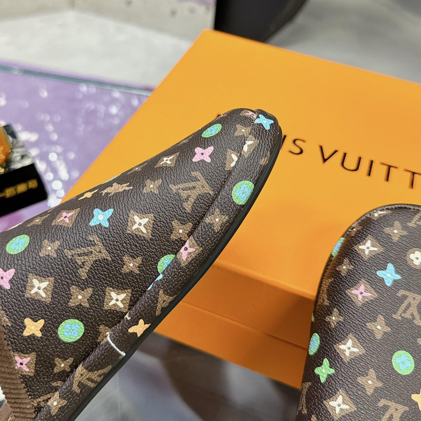 Louis Vuitton LV Palace Slipper    1ACWGF - FashionPlug