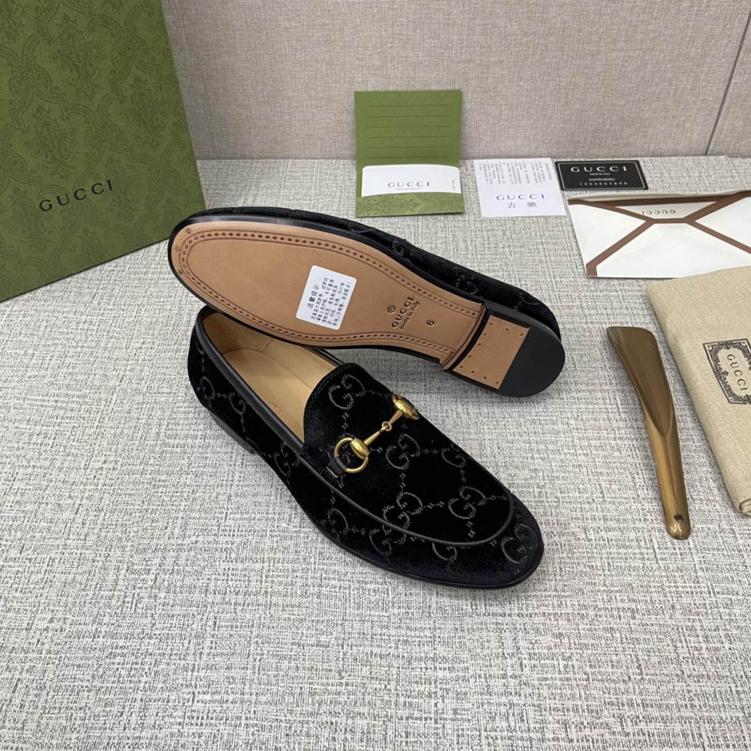 GUCCI Jordaan GG Velvet Loafer - FashionPlug