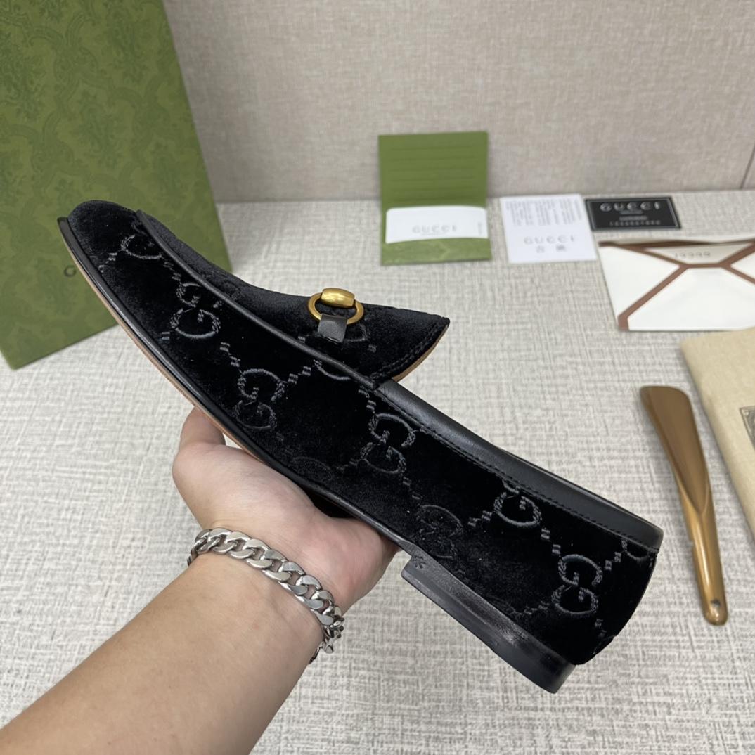 GUCCI Jordaan GG Velvet Loafer - FashionPlug