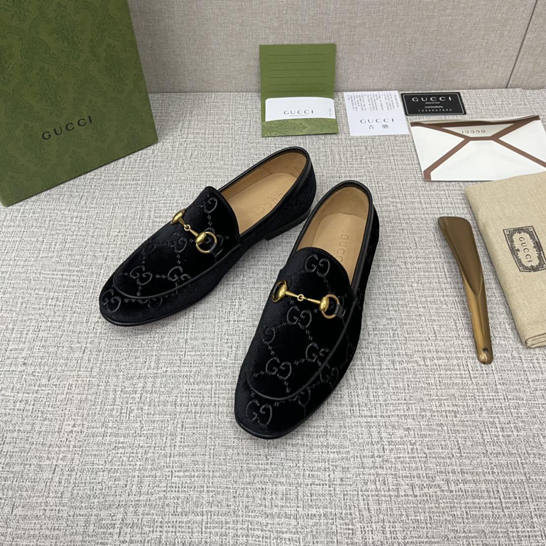 GUCCI Jordaan GG Velvet Loafer - FashionPlug