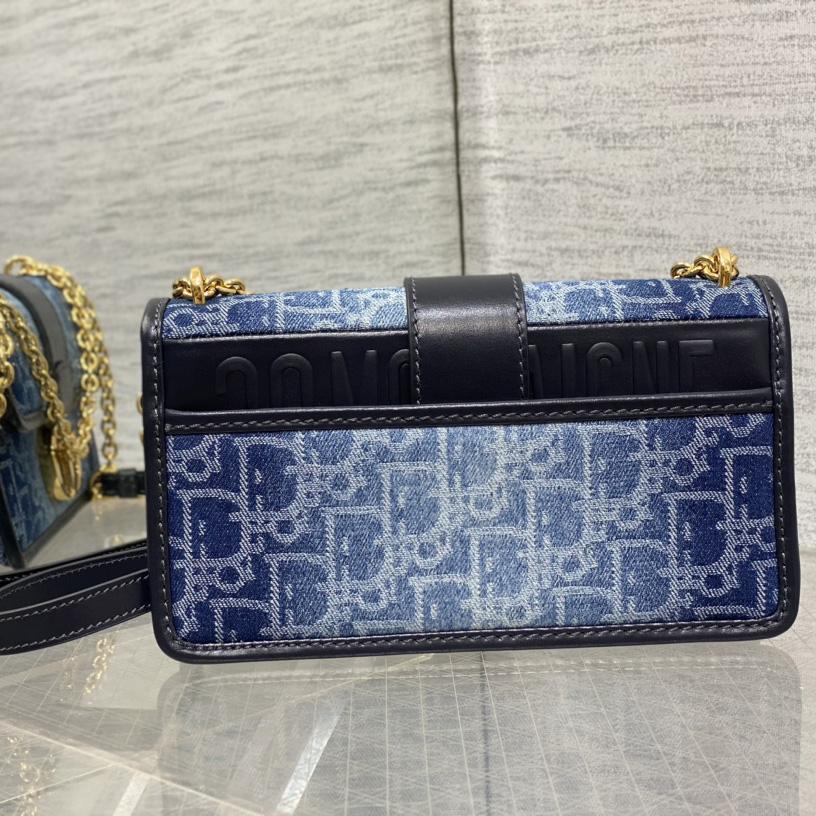 Dior 30 Montaigne East-West Bag With Chain - FashionPlug