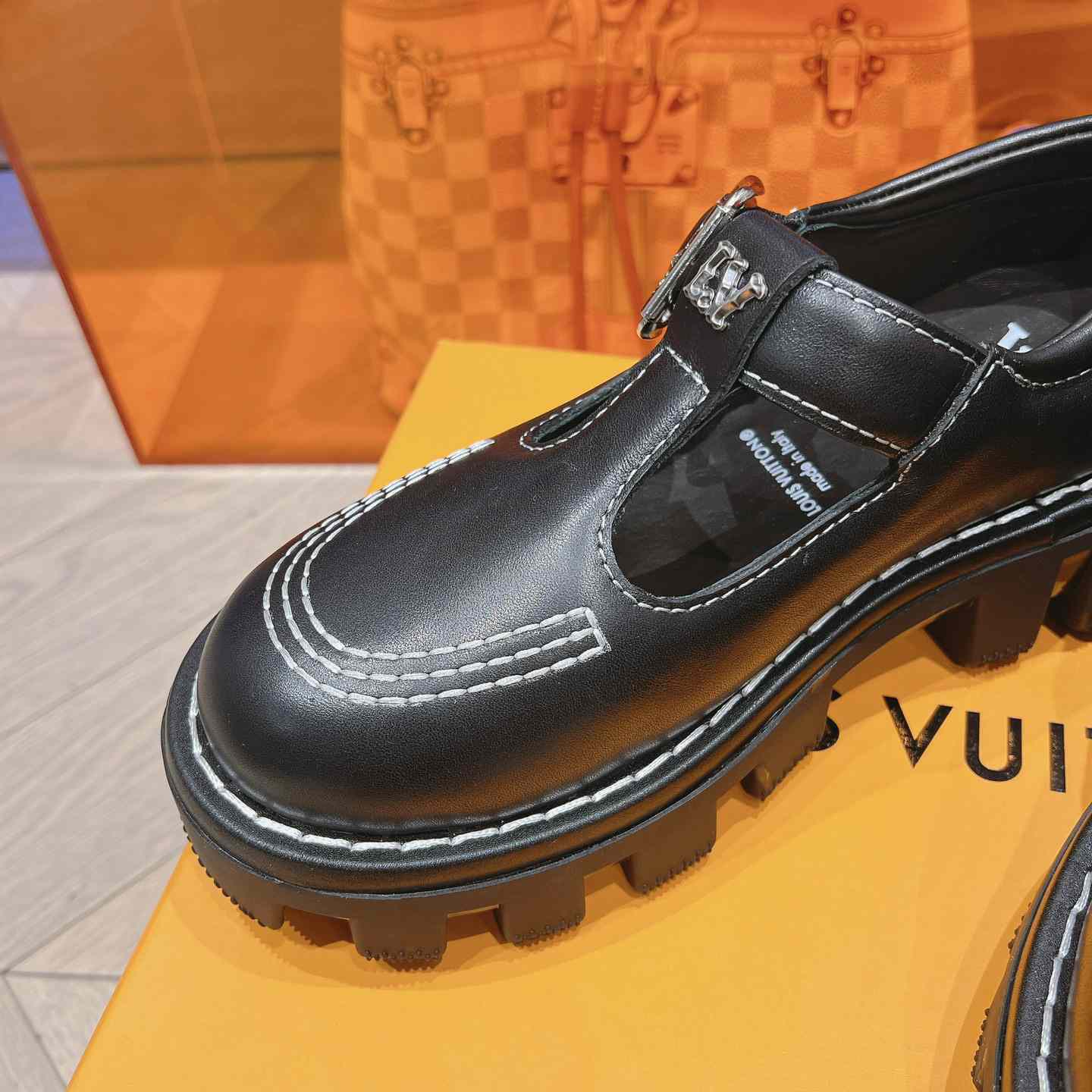 Louis Vuitton LV Checker Mary Jane   1ACNB6 - FashionPlug