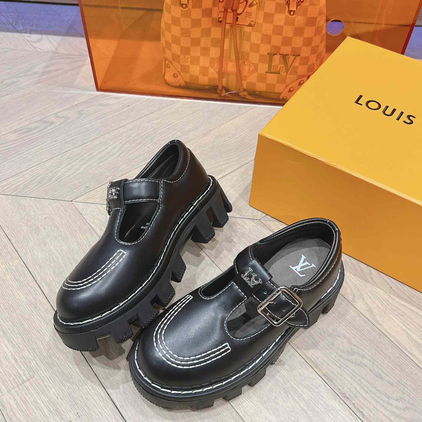 Louis Vuitton LV Checker Mary Jane   1ACNB6 - FashionPlug