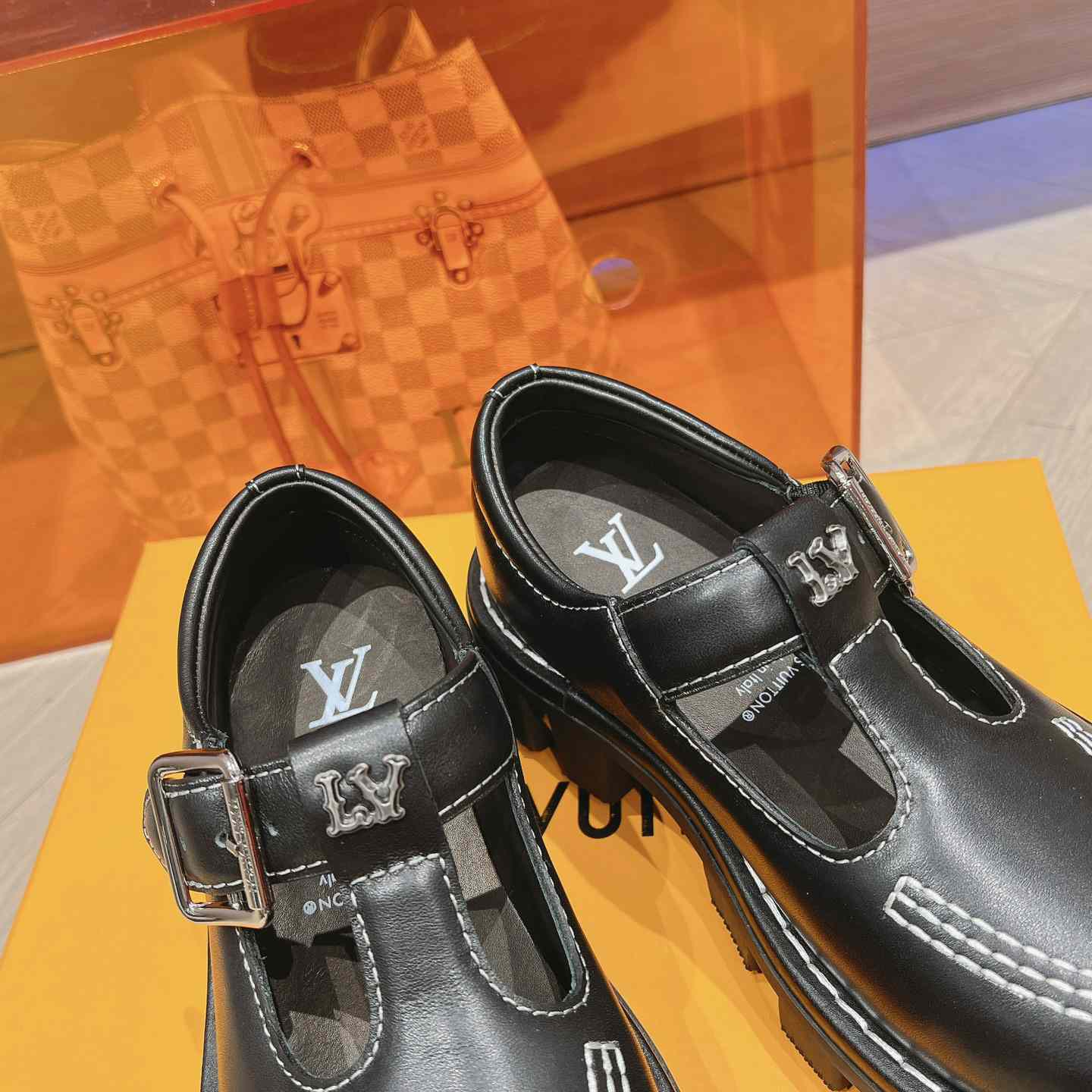 Louis Vuitton LV Checker Mary Jane   1ACNB6 - FashionPlug